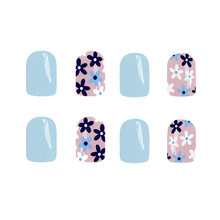 Light Blue With Flowers - Press-On Nails (24PCS)