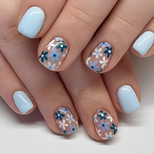 Light Blue With Flowers - Press-On Nails (24PCS)